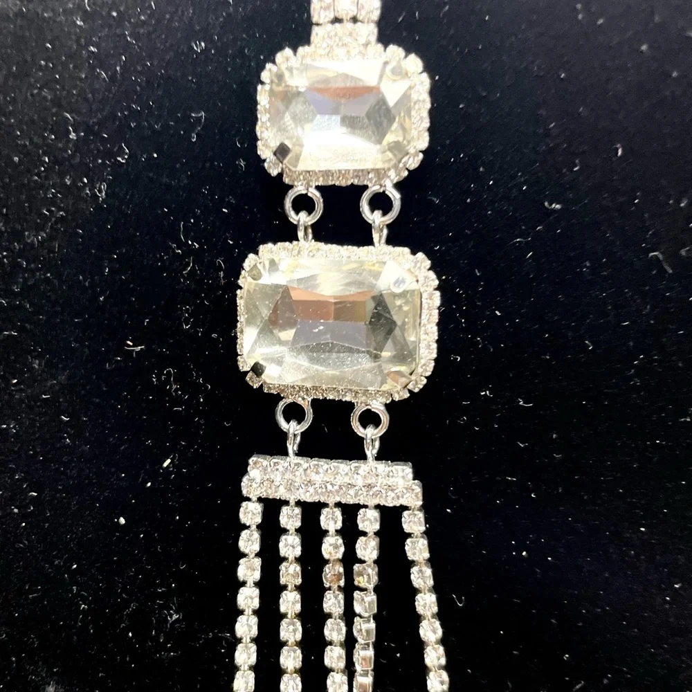 Cezanne Rhinestone Statement Sensitive Skin Necklace - Picture 6 of 9